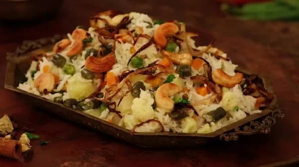 Easy One-Pot Coconut Vegetable Pulao
