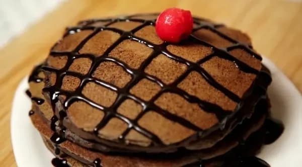 Quick & Yummy Chocolate Pancakes Quick & Yummy Chocolate Pancakes