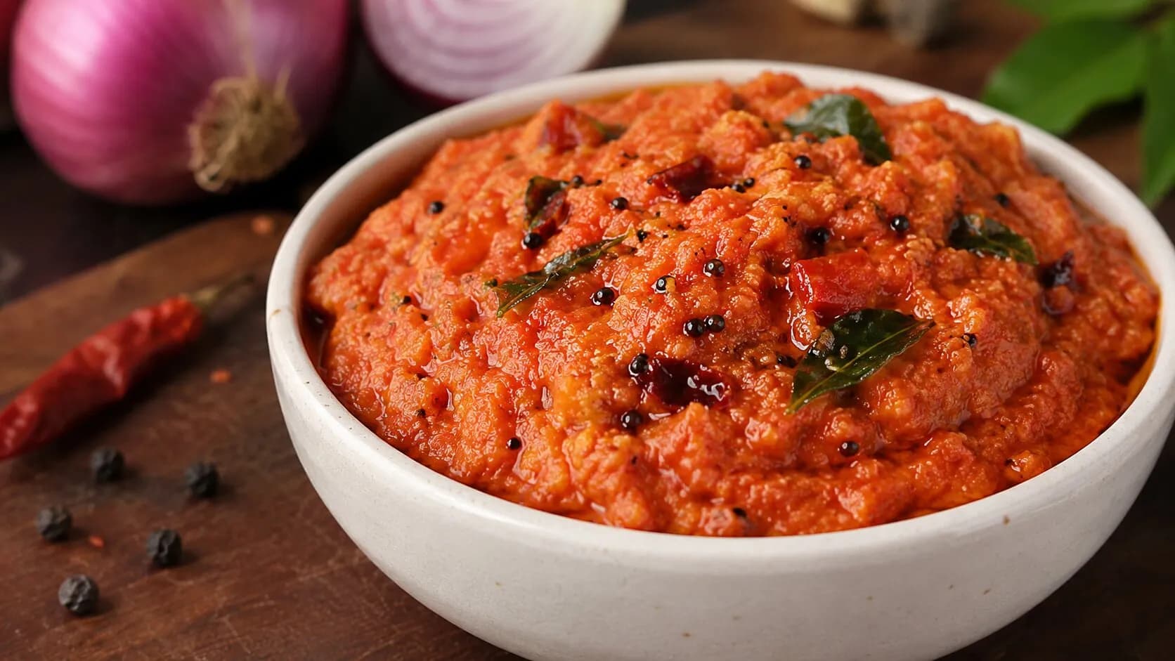 Tangy & Spicy South Indian Onion Chutney Tangy & Spicy South Indian Onion Chutney